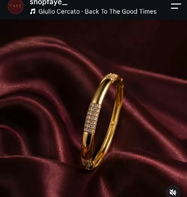 Crystal Glow Bangle